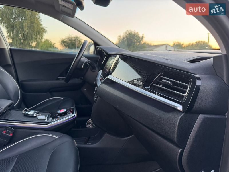 Внедорожник / Кроссовер Kia Niro 2020 в Бахмаче