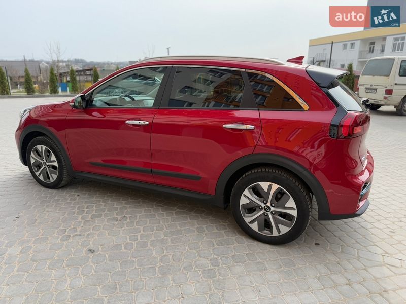 Позашляховик / Кросовер Kia Niro 2020 в Вінниці