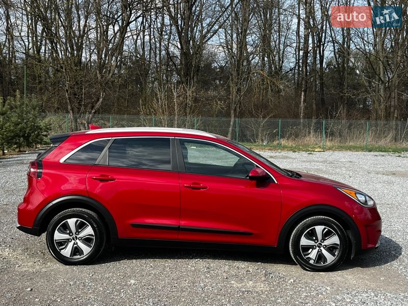 Внедорожник / Кроссовер Kia Niro 2019 в Львове фото 4 Внедорожник / Кроссовер Kia Niro 2019 в Львове
