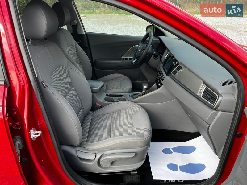 Внедорожник / Кроссовер Kia Niro 2019 в Львове фото 15 Внедорожник / Кроссовер Kia Niro 2019 в Львове