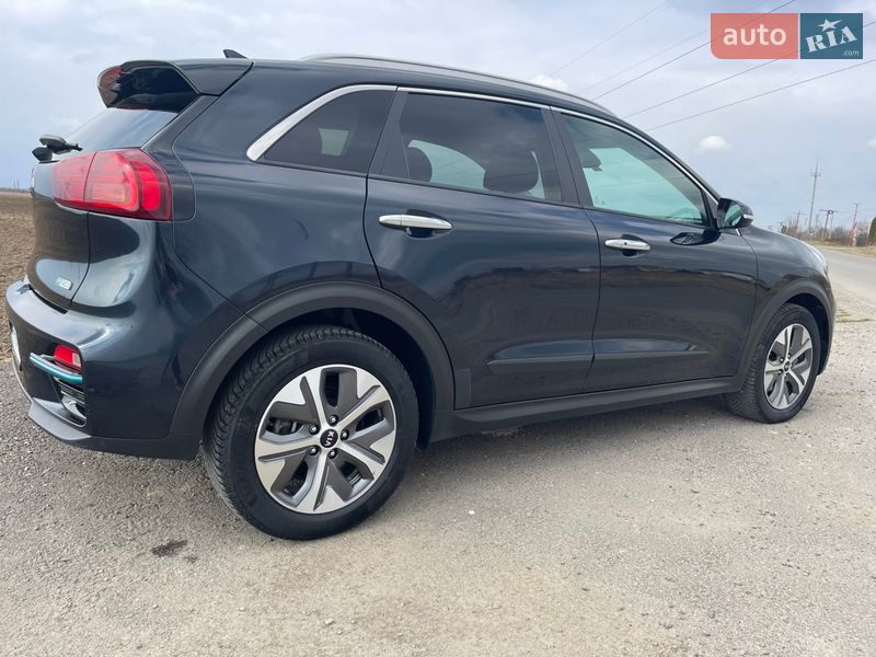Внедорожник / Кроссовер Kia Niro 2020 в Стрые