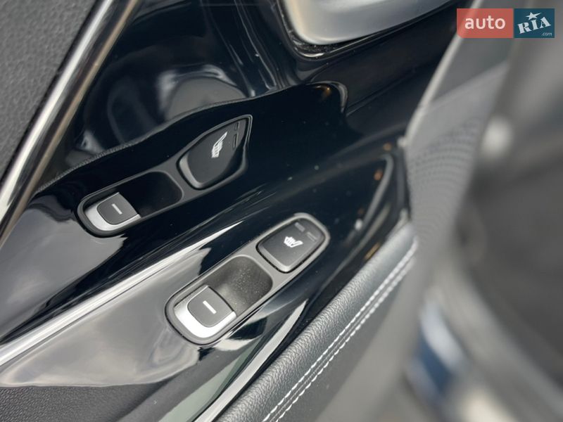 Внедорожник / Кроссовер Kia Niro 2020 в Стрые