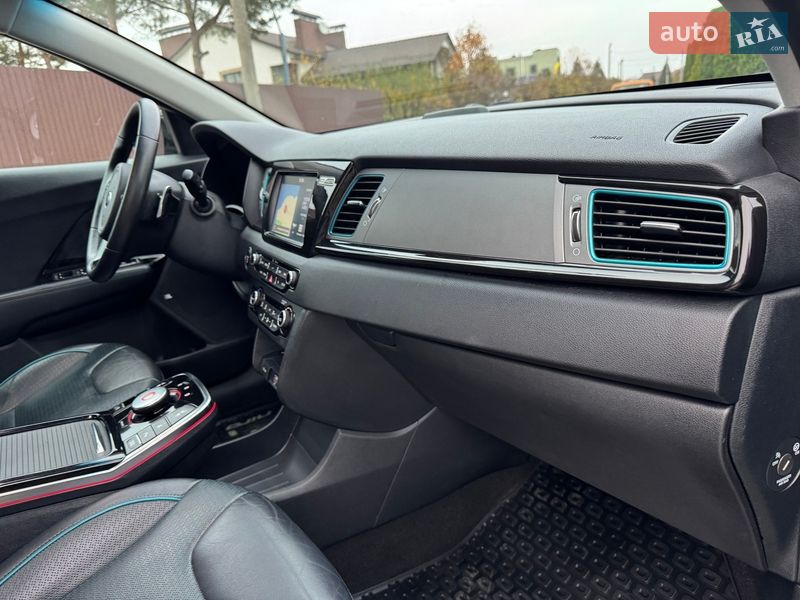 Внедорожник / Кроссовер Kia Niro 2019 в Ровно