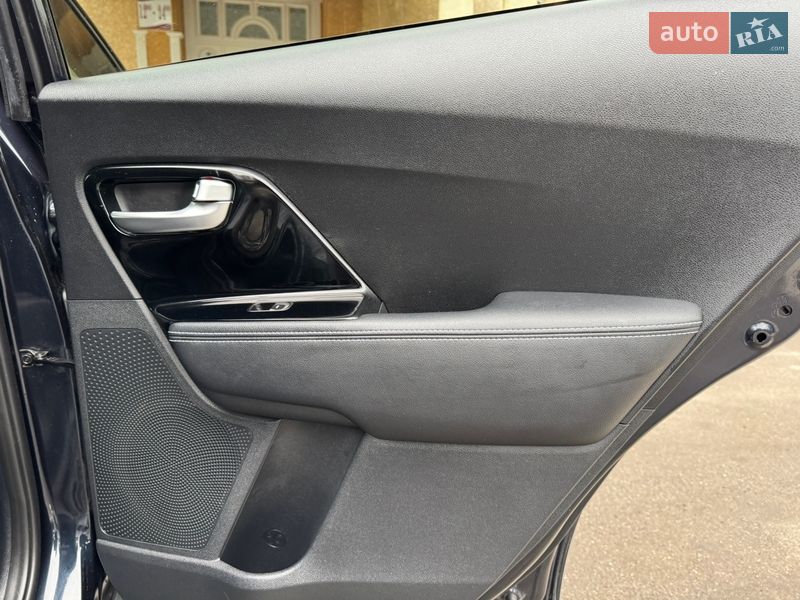 Внедорожник / Кроссовер Kia Niro 2021 в Тернополе