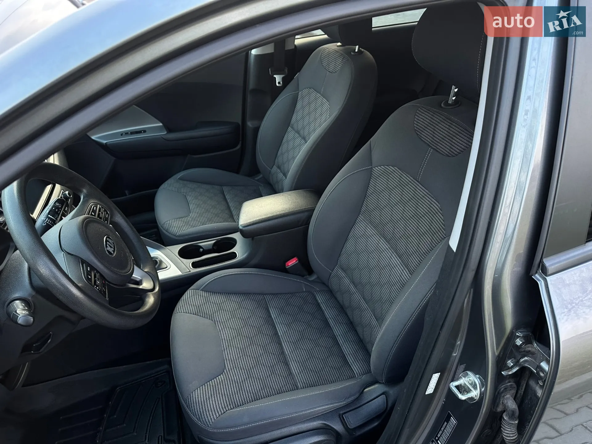 2017 Kia Niro - мініатюра 17