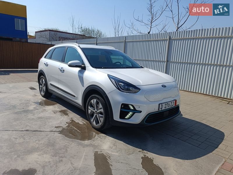 Позашляховик / Кросовер Kia Niro 2020 в Луцьку