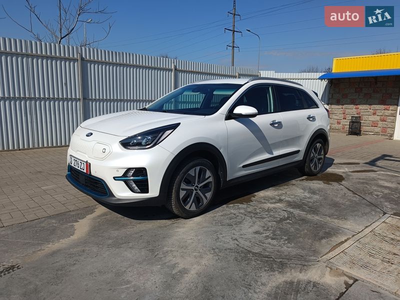 Позашляховик / Кросовер Kia Niro 2020 в Луцьку