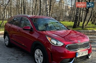 Позашляховик / Кросовер Kia Niro 2016 в Тернополі