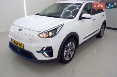 Внедорожник / Кроссовер Kia Niro 2020 в Золочеве