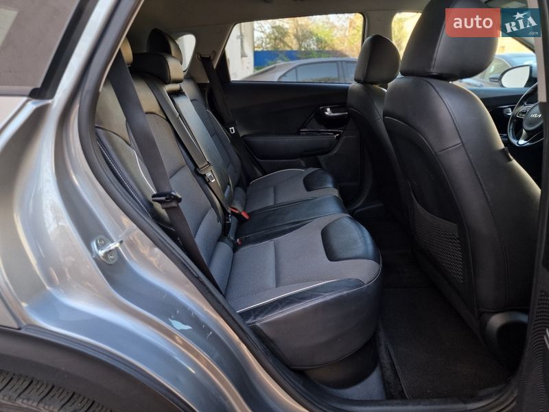 Позашляховик / Кросовер Kia Niro 2021 в Одесі