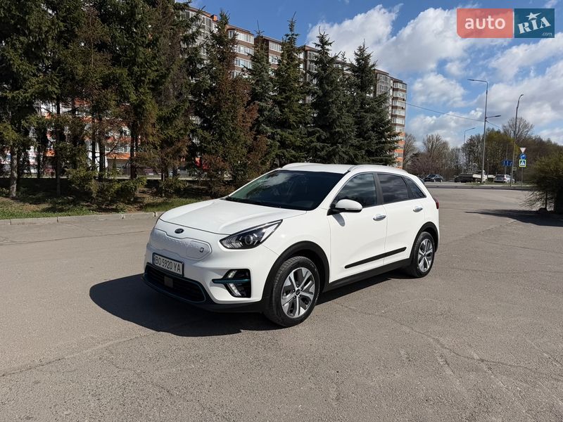 Внедорожник / Кроссовер Kia Niro 2021 в Тернополе фото Внедорожник / Кроссовер Kia Niro 2021 в Тернополе