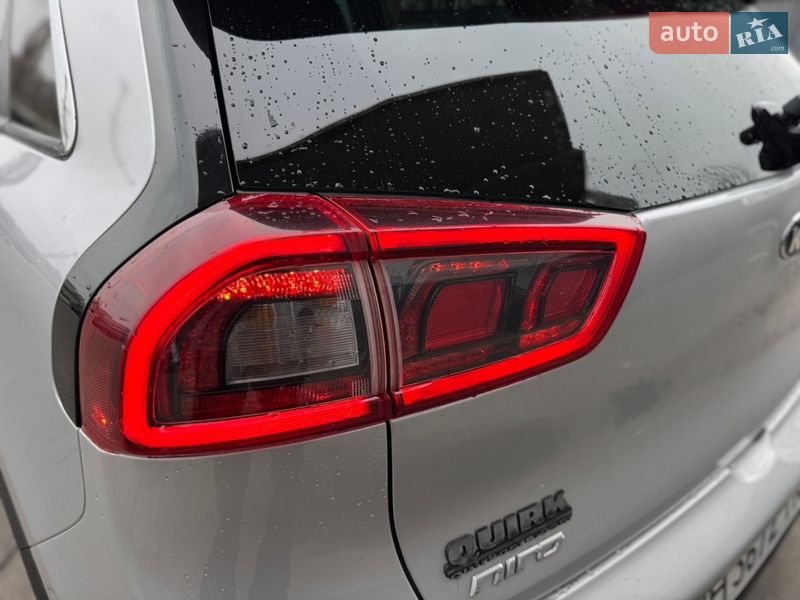 Позашляховик / Кросовер Kia Niro 2017 в Одесі
