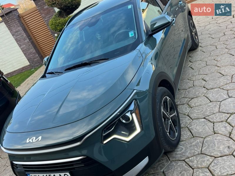 Внедорожник / Кроссовер Kia Niro 2023 в Одессе фото 3 Внедорожник / Кроссовер Kia Niro 2023 в Одессе