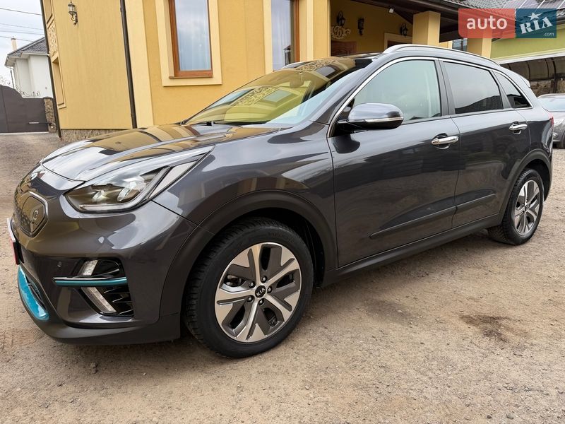 Позашляховик / Кросовер Kia Niro 2021 в Львові фото 4 Позашляховик / Кросовер Kia Niro 2021 в Львові
