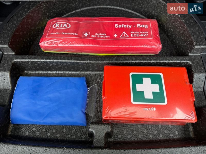 Позашляховик / Кросовер Kia Niro 2021 в Львові фото 119 Позашляховик / Кросовер Kia Niro 2021 в Львові