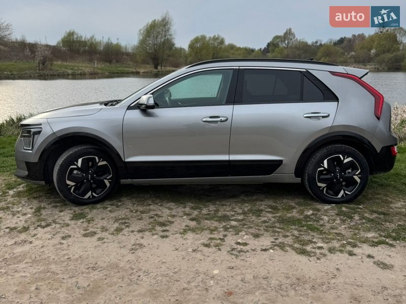 Внедорожник / Кроссовер Kia Niro 2023 в Винниках фото 13 Внедорожник / Кроссовер Kia Niro 2023 в Винниках