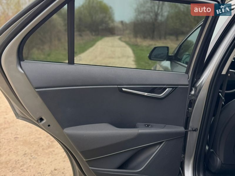 Внедорожник / Кроссовер Kia Niro 2023 в Винниках фото 31 Внедорожник / Кроссовер Kia Niro 2023 в Винниках