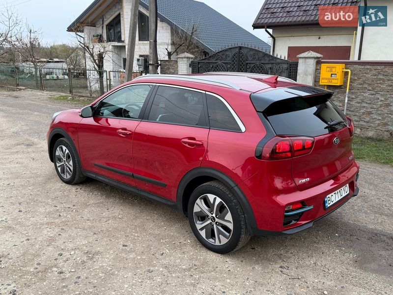 Внедорожник / Кроссовер Kia Niro 2020 в Львове фото 10 Внедорожник / Кроссовер Kia Niro 2020 в Львове