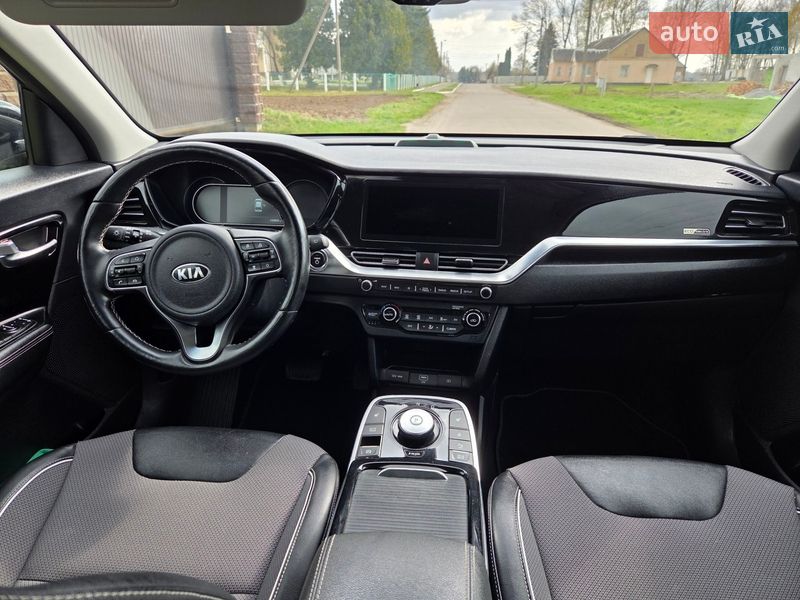 Позашляховик / Кросовер Kia Niro 2020 в Дубні