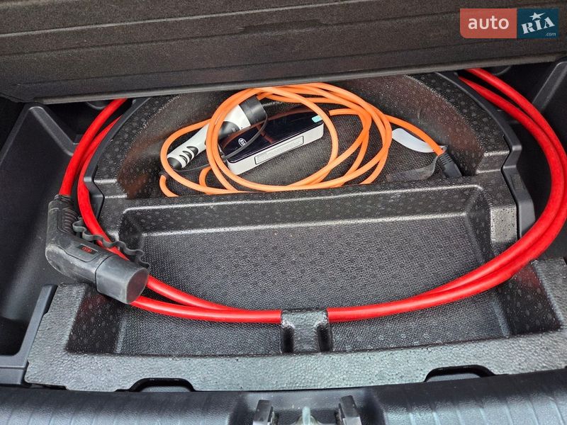 Позашляховик / Кросовер Kia Niro 2020 в Дубні