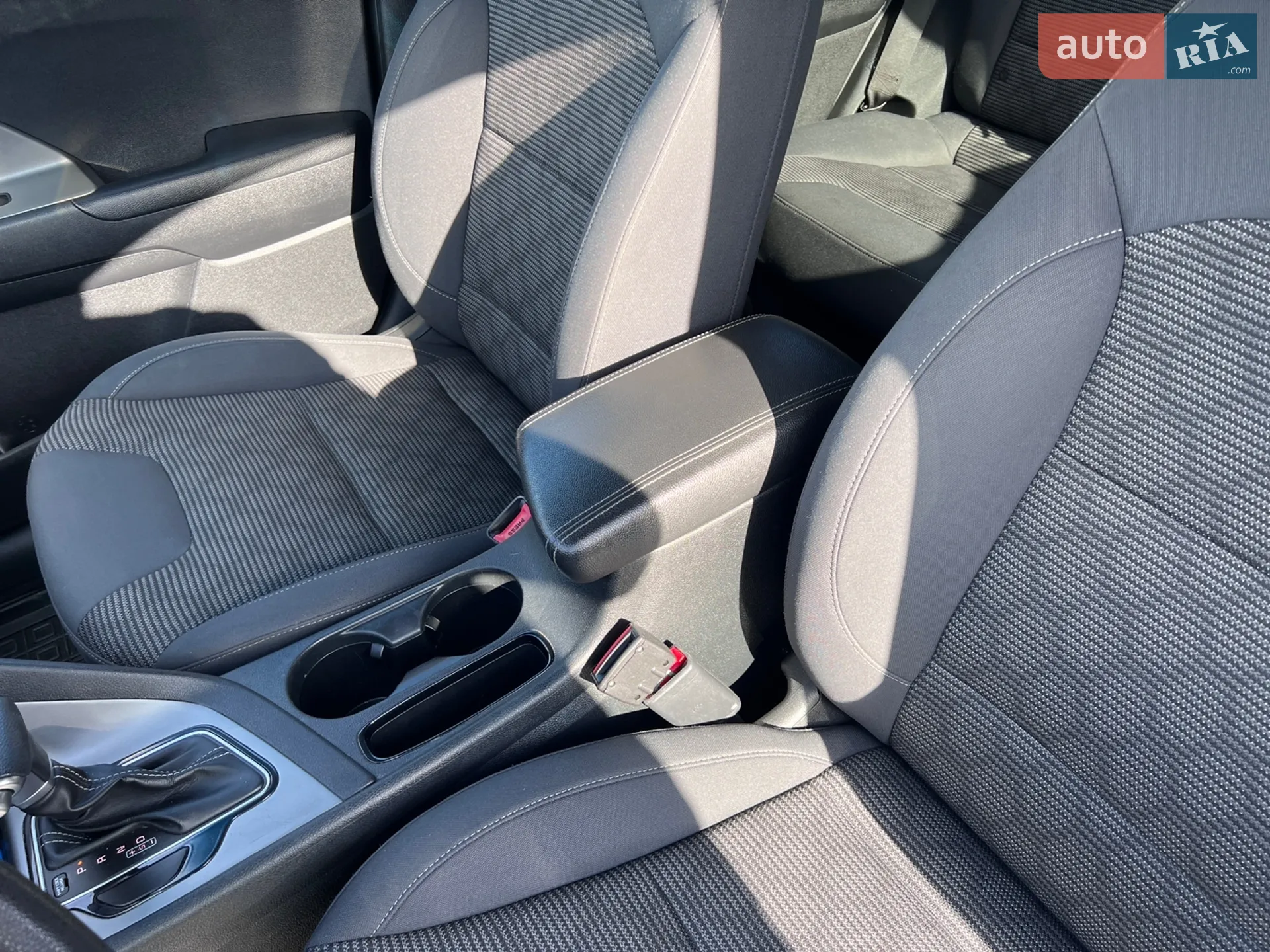 2018 Kia Niro - мініатюра 29