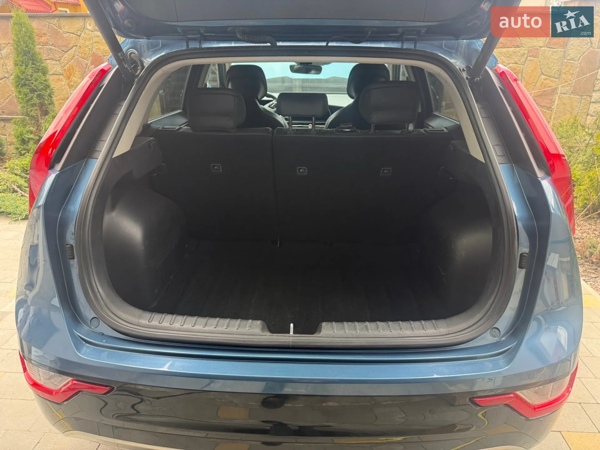 2023 Kia Niro - мініатюра 25