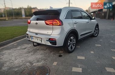 Внедорожник / Кроссовер Kia Niro 2020 в Ужгороде