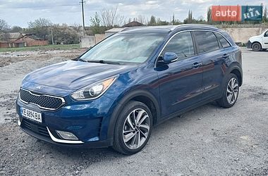 Позашляховик / Кросовер Kia Niro 2018 в Дніпрі
