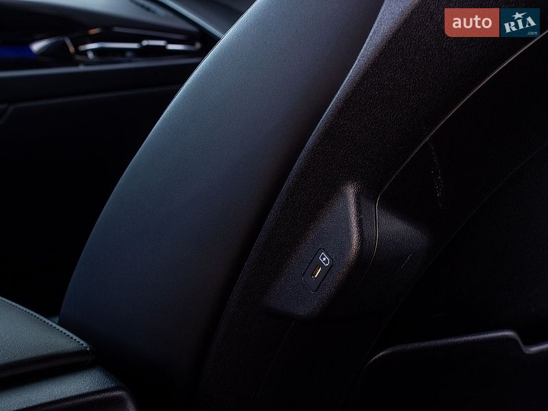 Внедорожник / Кроссовер Kia Niro 2023 в Львове