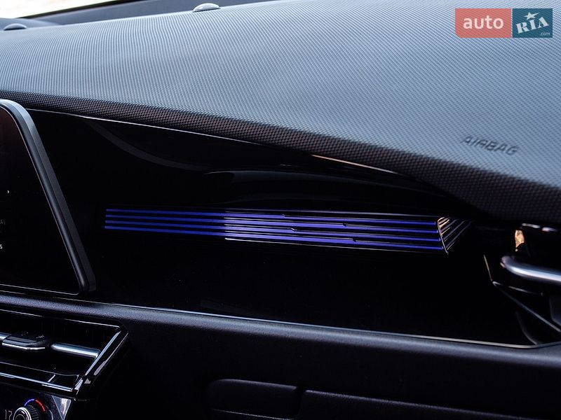 Внедорожник / Кроссовер Kia Niro 2023 в Львове