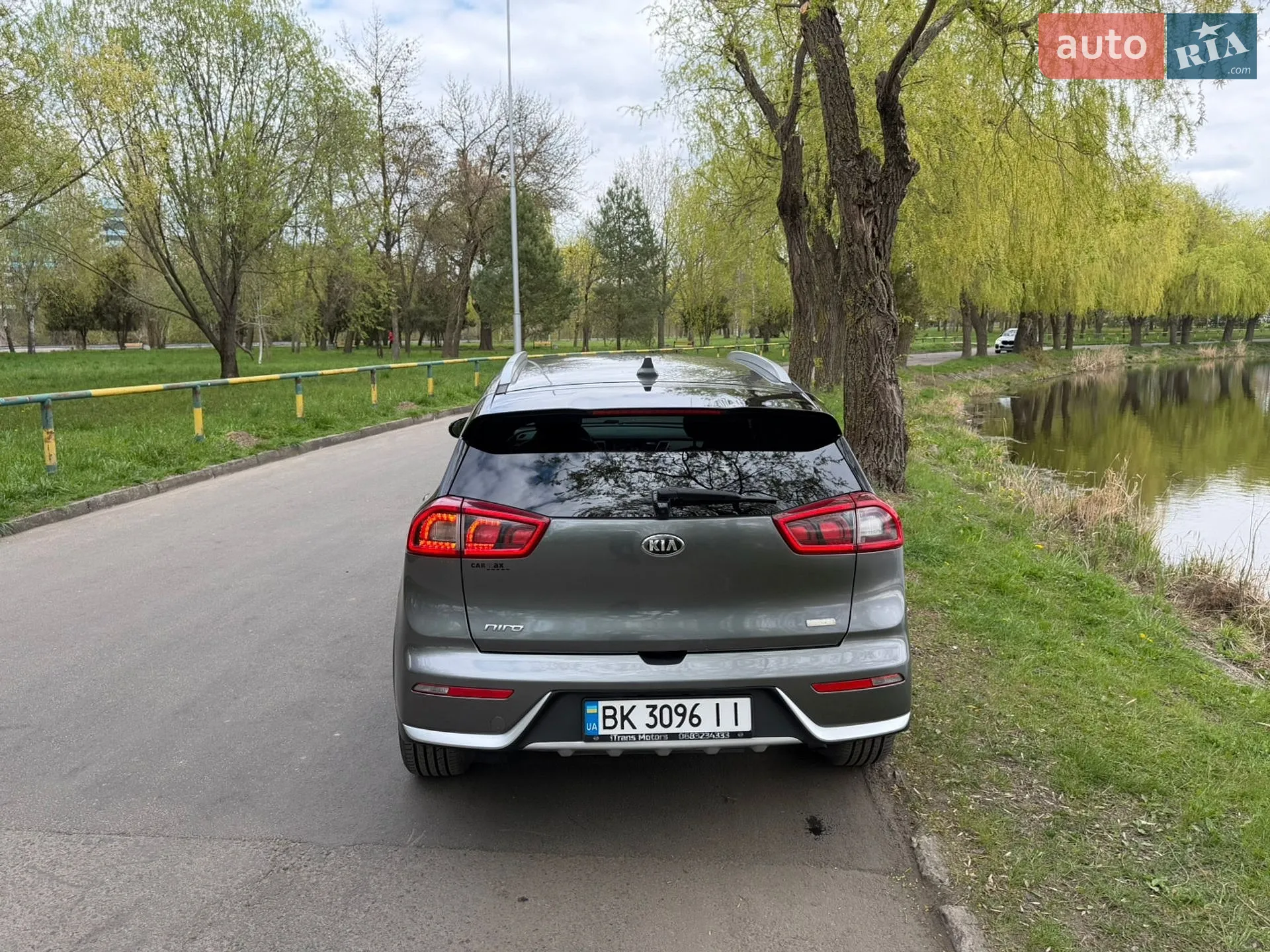 2017 Kia Niro - мініатюра 23