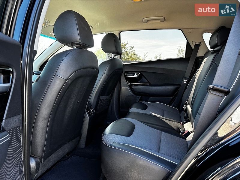 Внедорожник / Кроссовер Kia Niro 2019 в Львове