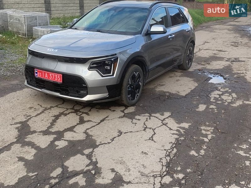 Внедорожник / Кроссовер Kia Niro 2023 в Ровно