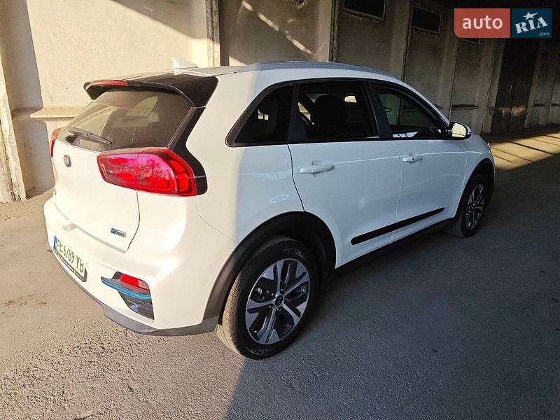 Внедорожник / Кроссовер Kia Niro 2020 в Днепре