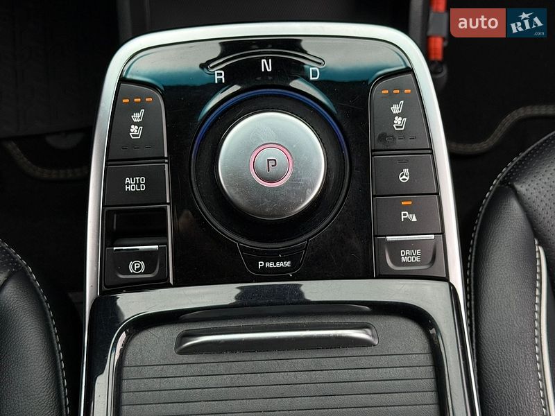 Внедорожник / Кроссовер Kia Niro 2020 в Ровно