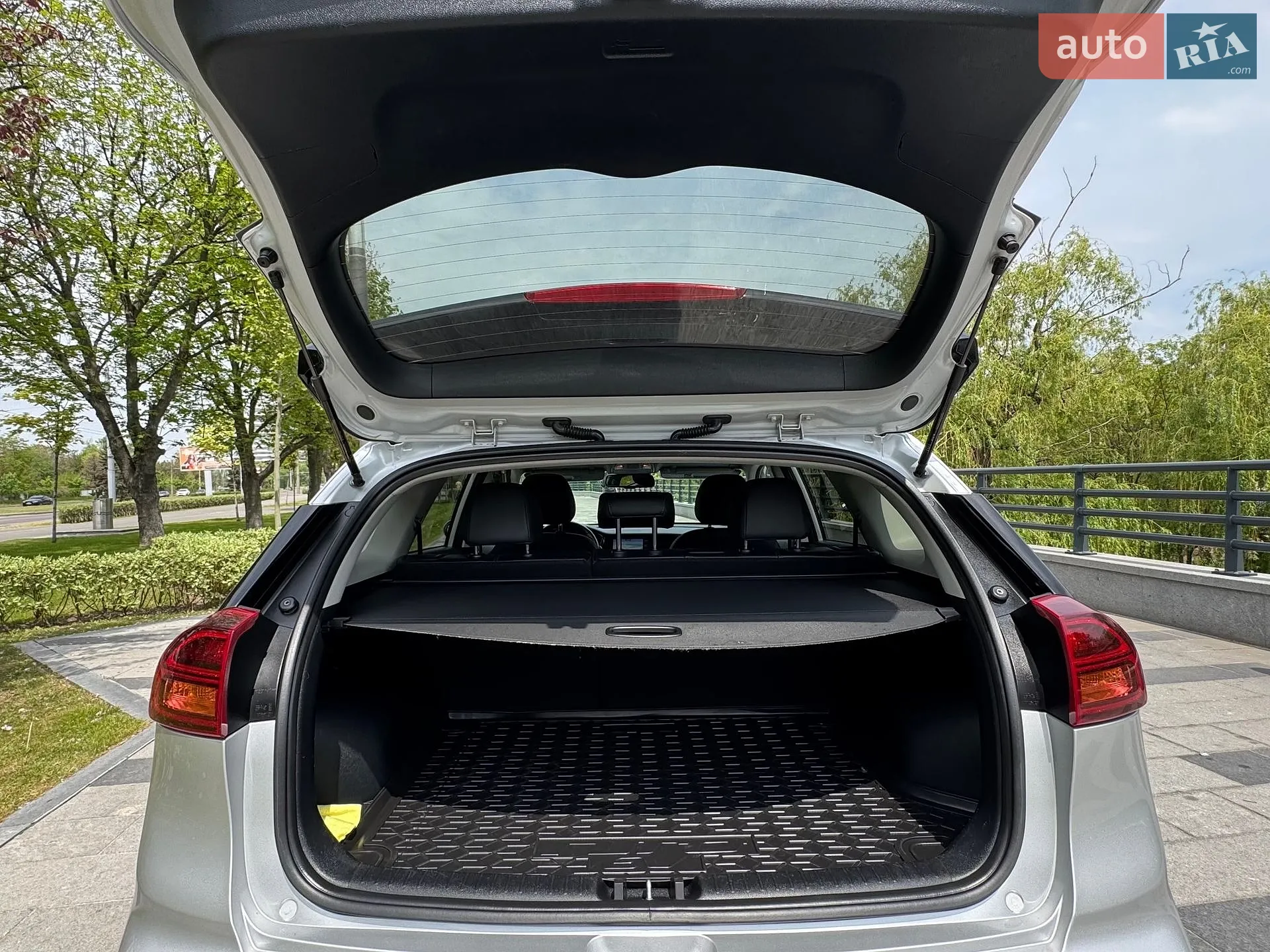 2021 Kia Niro - мініатюра 31