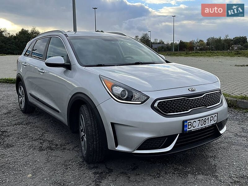 Внедорожник / Кроссовер Kia Niro 2018 в Ровно