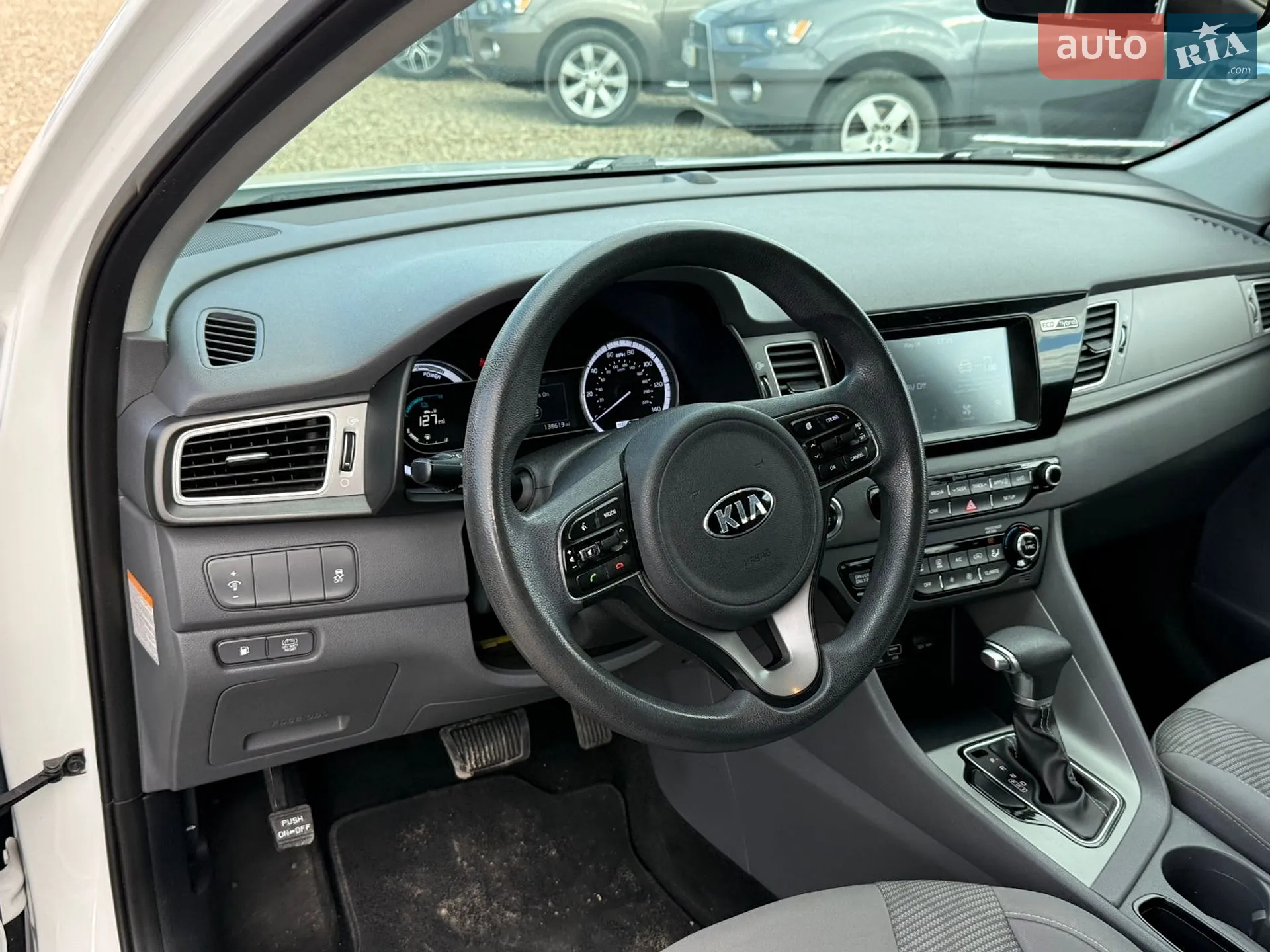 2017 Kia Niro - мініатюра 39