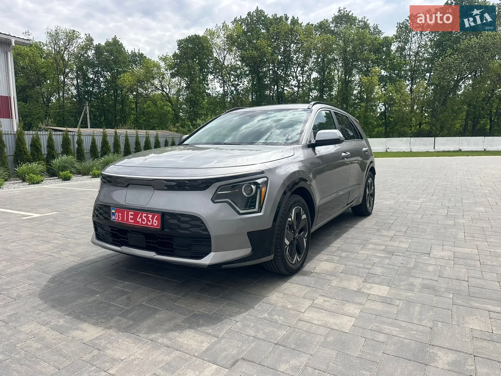 2023 Kia Niro - фото 1