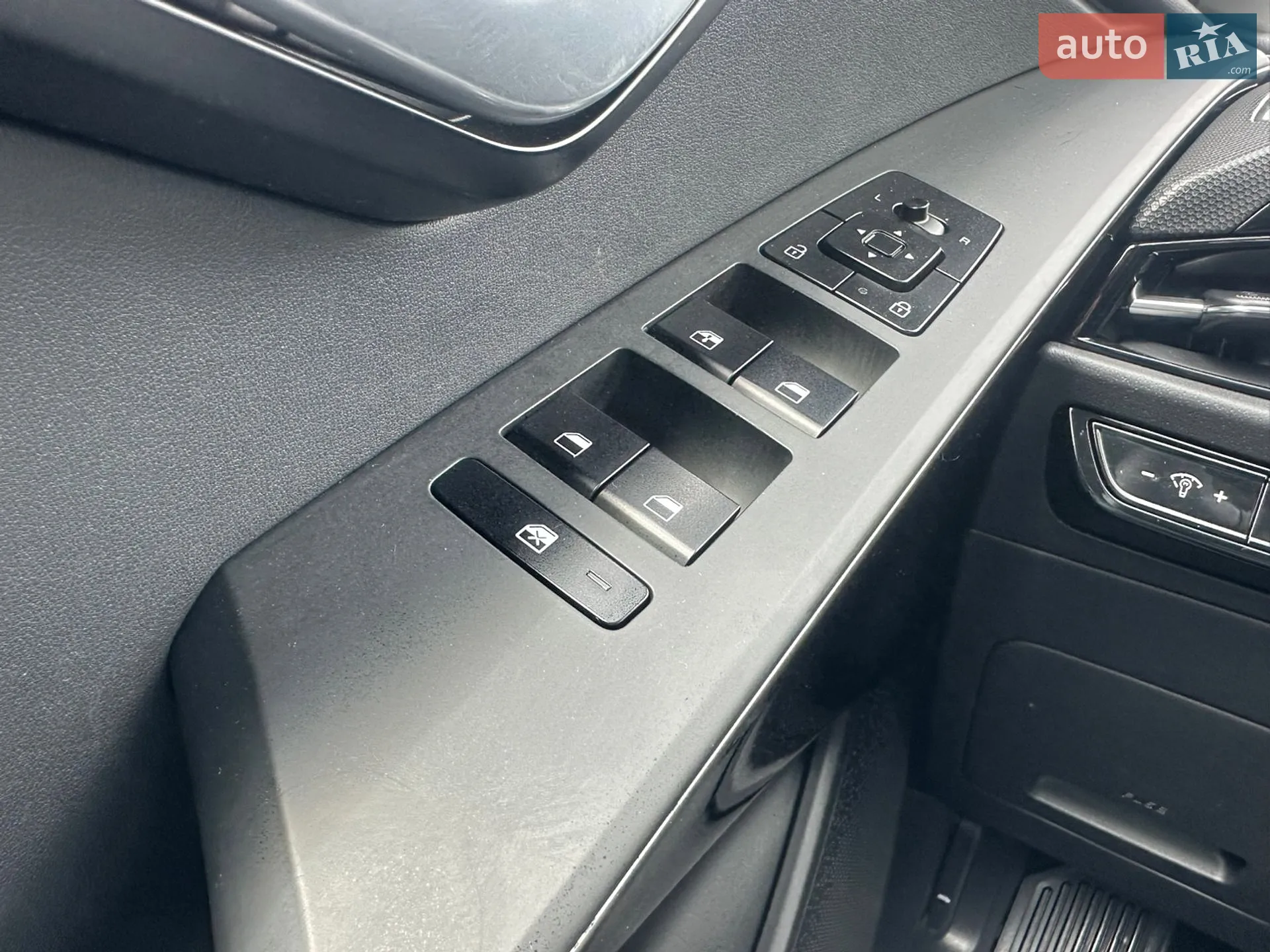 2023 Kia Niro - мініатюра 26