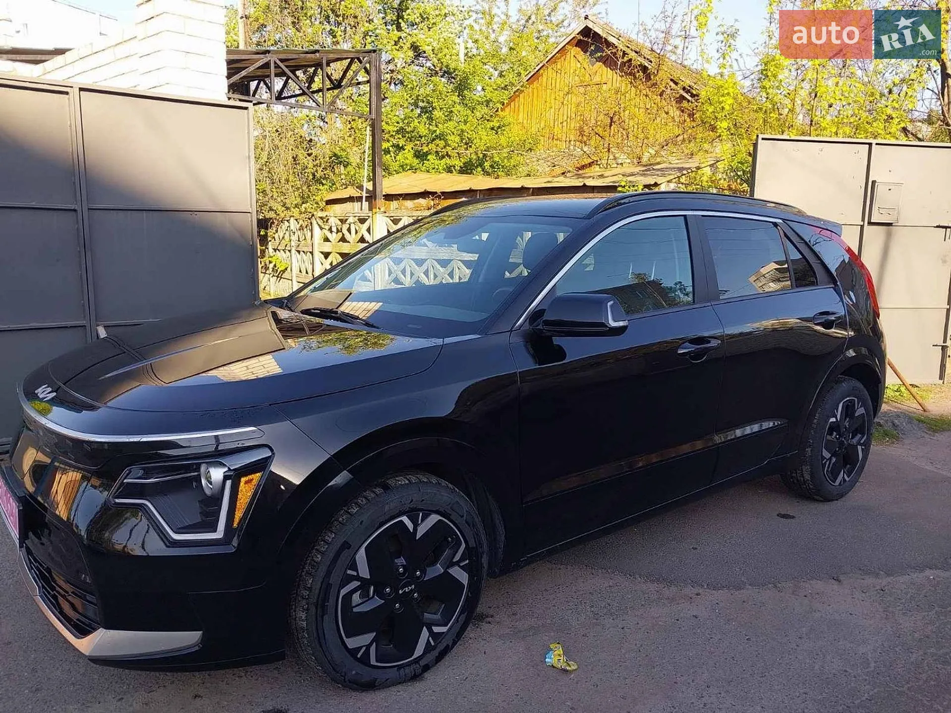 2023 Kia Niro - фото 1