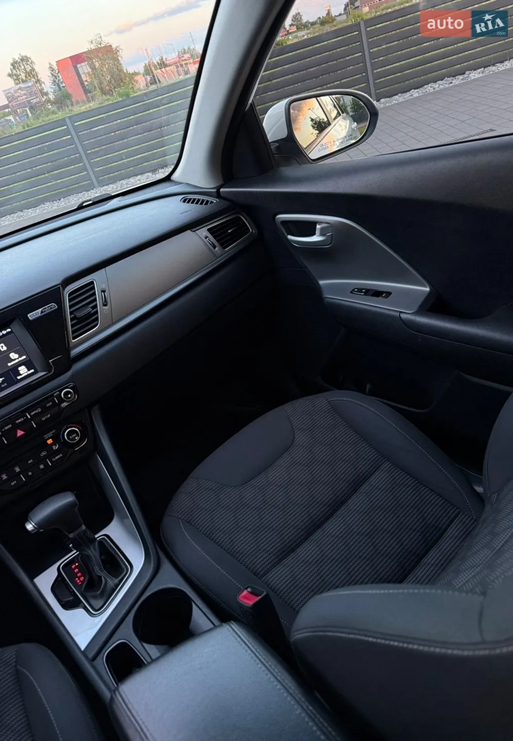 2019 Kia Niro - мініатюра 8