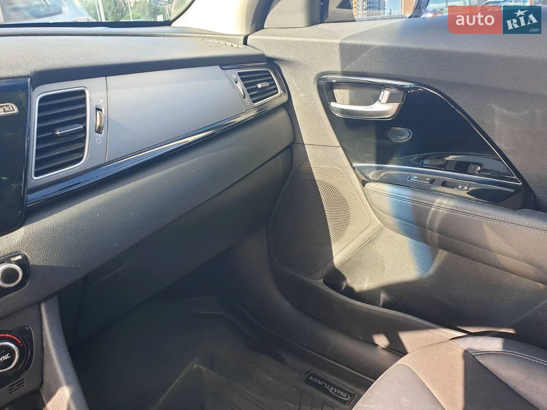 2017 Kia Niro - мініатюра 11