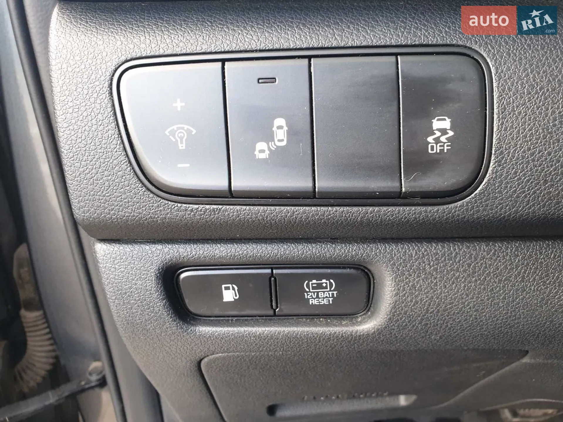 2017 Kia Niro - мініатюра 24