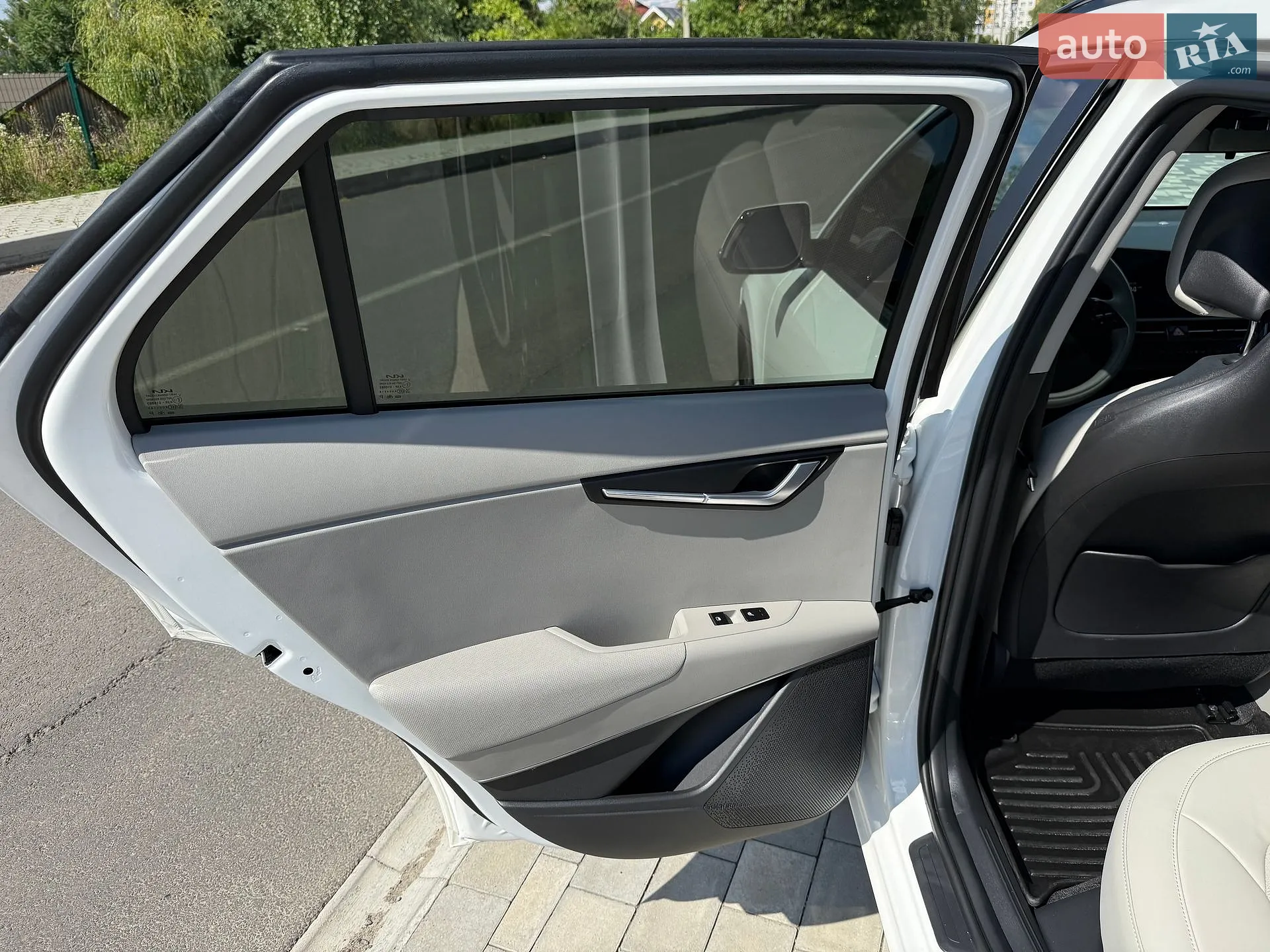 2023 Kia Niro - мініатюра 20
