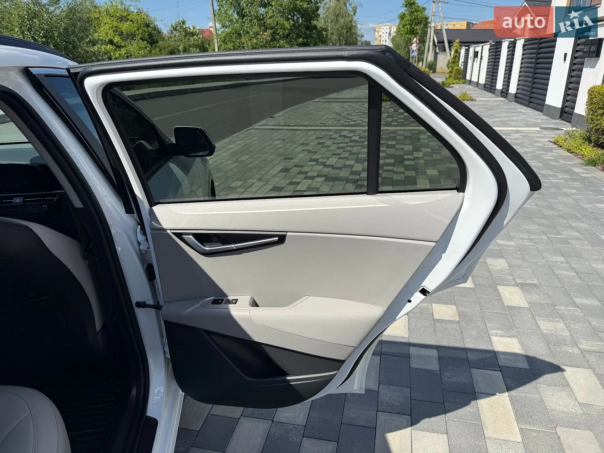 2023 Kia Niro - мініатюра 24