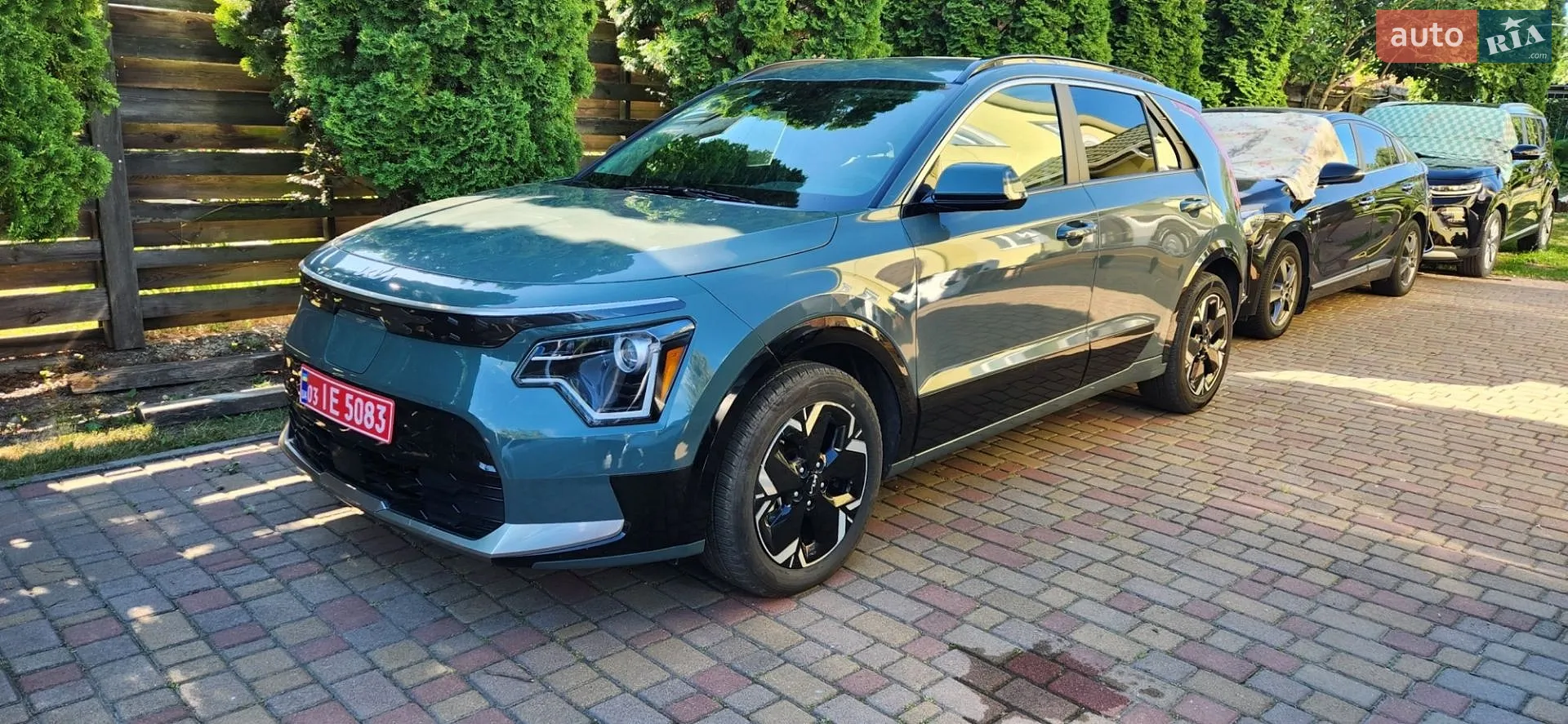 2023 Kia Niro - фото 1