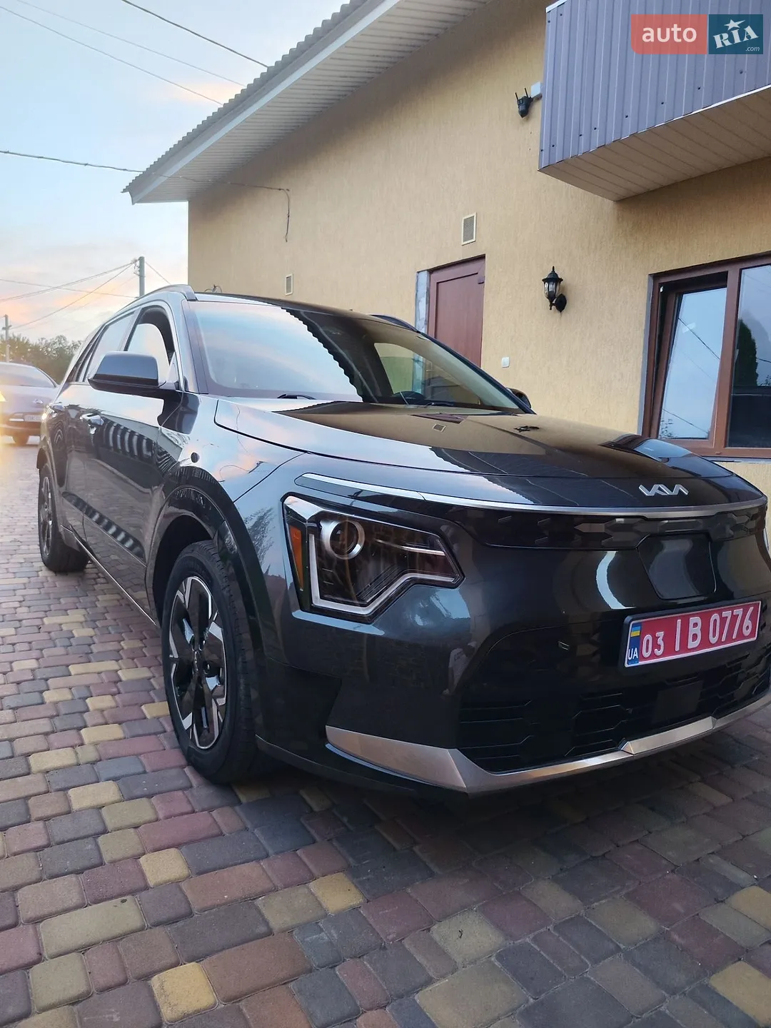 2023 Kia Niro - фото 1