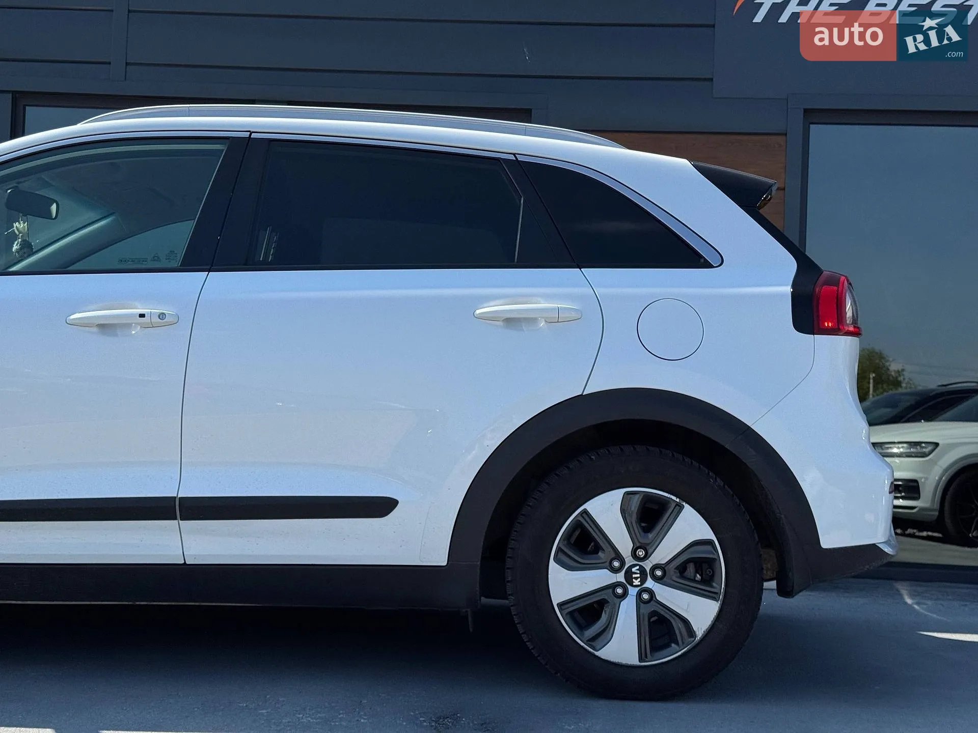 2017 Kia Niro - мініатюра 15
