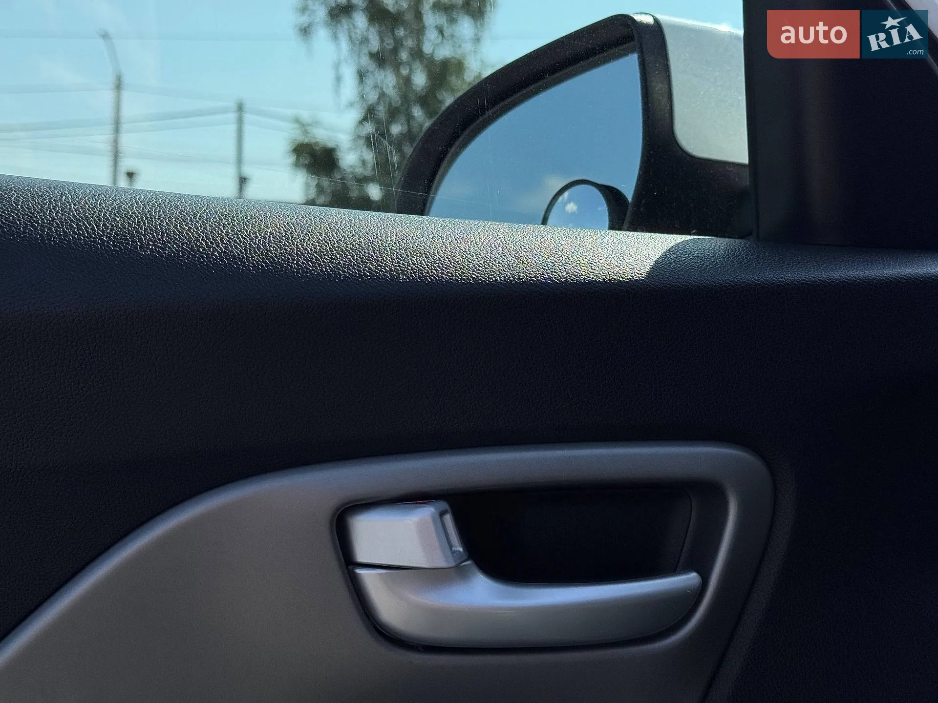 2017 Kia Niro - мініатюра 25